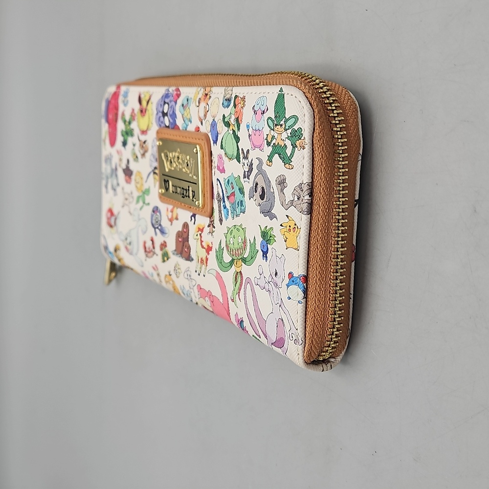 Loungefly Pokemon 151 Zip Wallet Rare ! Loungefly Rare Pokemon Wallet Flawed - Picture 4 of 11